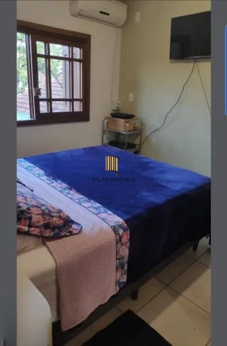 Casa com 111m², localizado no bairro Partenon em Porto Alegre/RS.