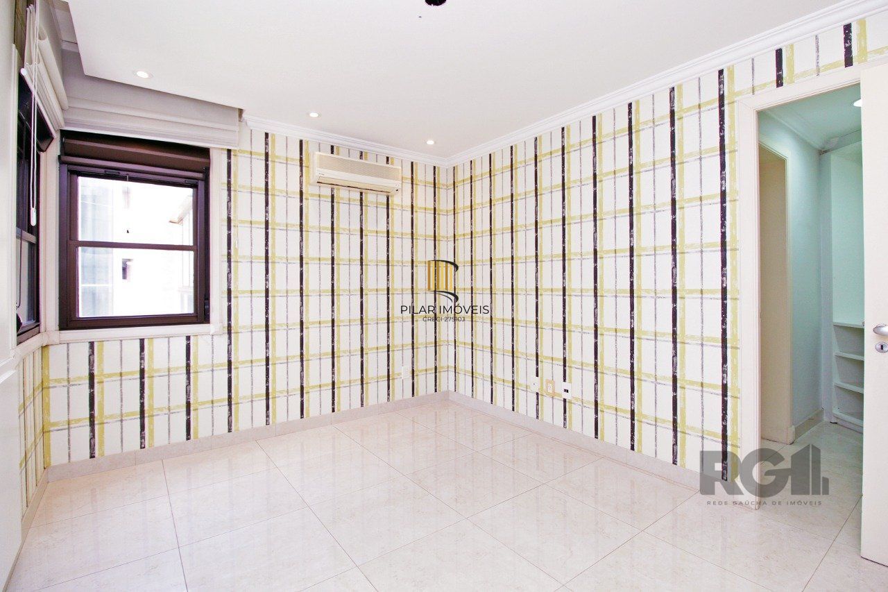 Apartamento com 4 suítes localizado no bairro Moinhos De Vento em Porto Alegre/RS.