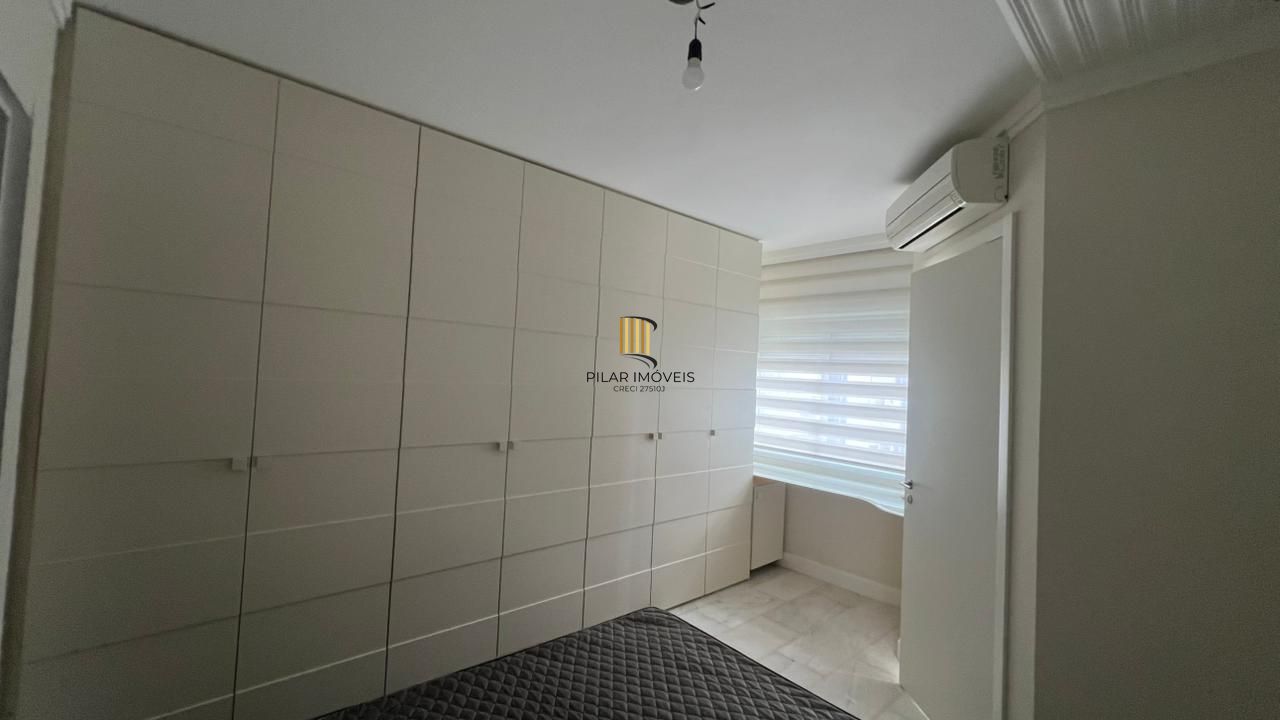 Apartamento com 47m², localizado no bairro Independencia em Porto Alegre/RS.