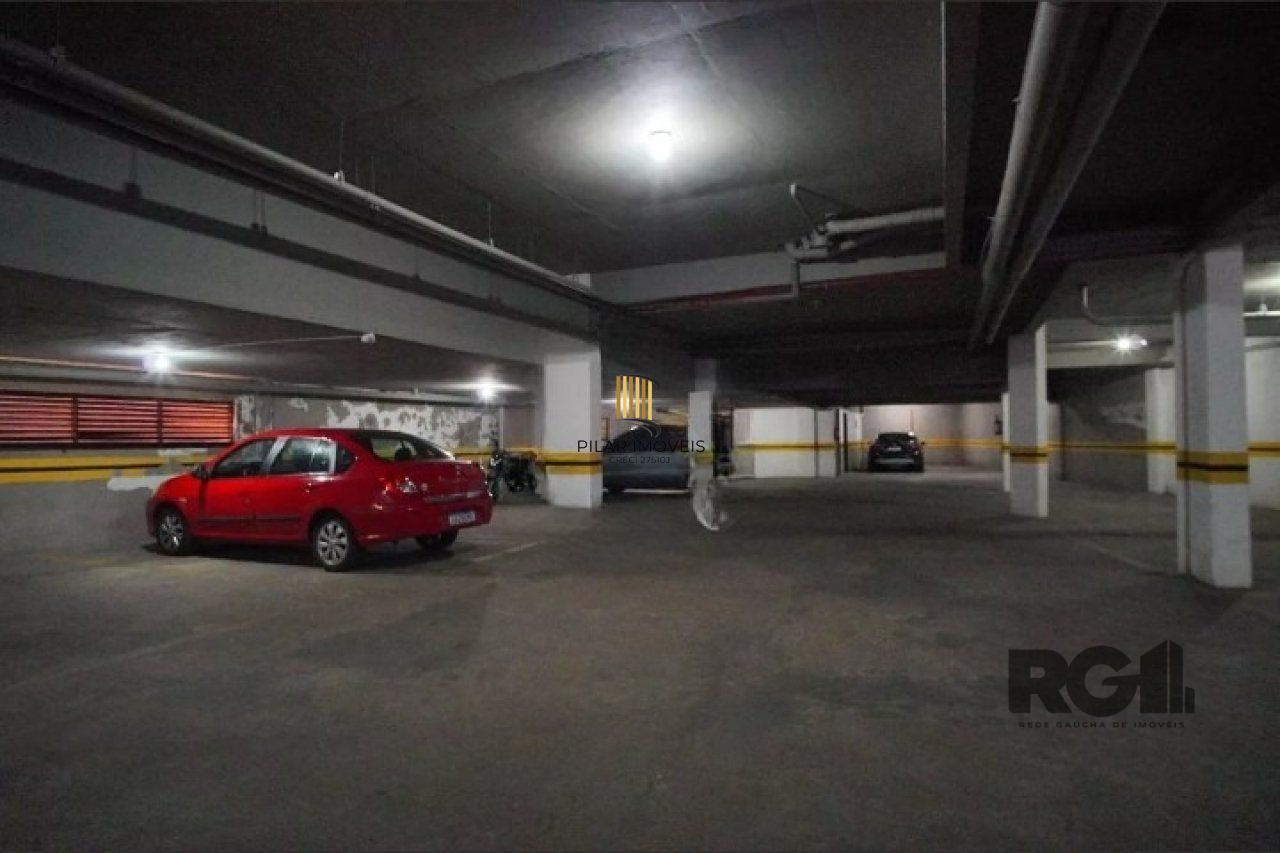 Excelente apartamento inteiramente decorado e mobiliado, com ótimo acabamento em localização privilegiada.