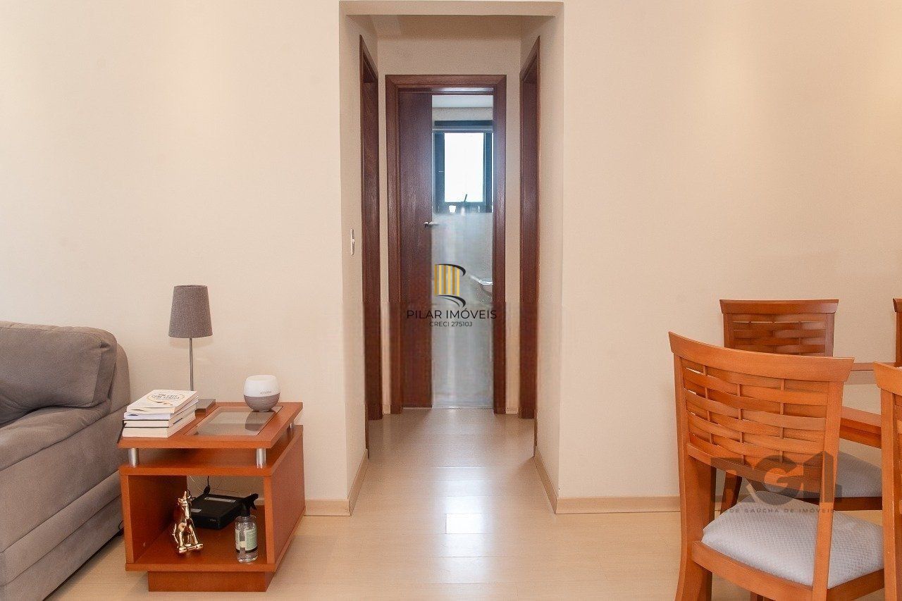 Apartamento a venda ,02 dormitórios mobiliado na Cidade Baixa,61m² privativos