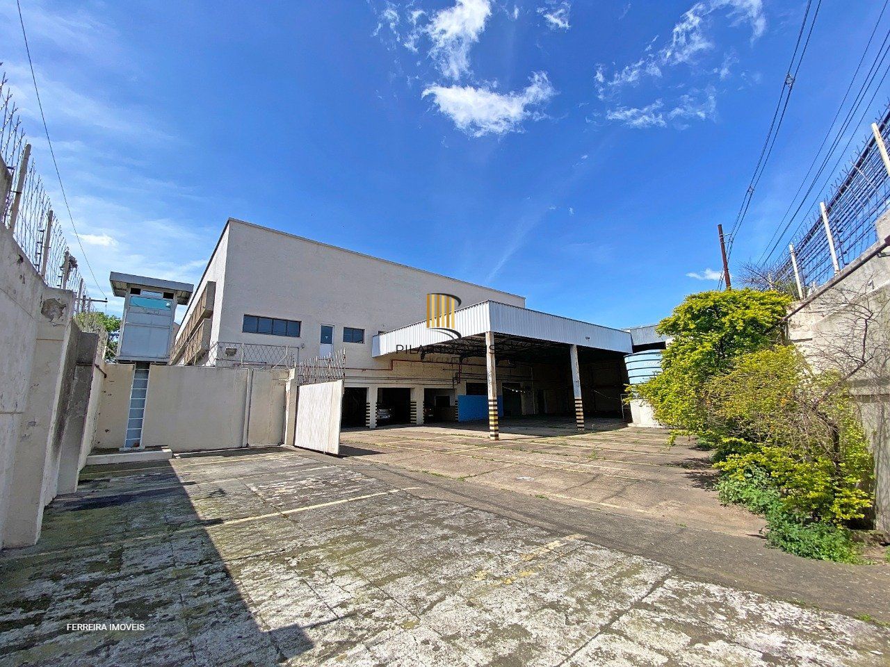 Predio para Venda - 2297m², 0 dormitórios, 20 vagas - Floresta