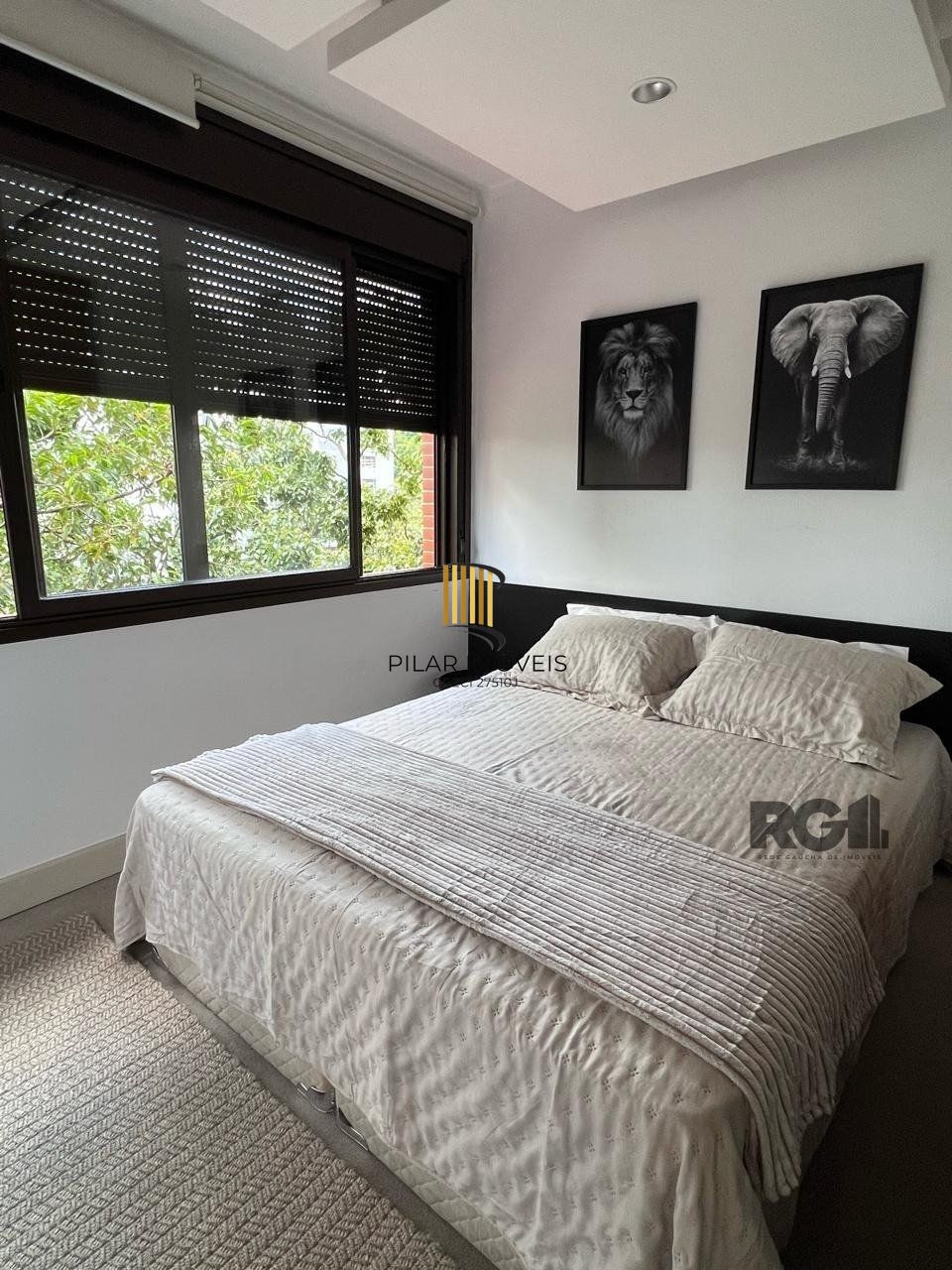 Excelente apartamento inteiramente decorado e mobiliado, com ótimo acabamento em localização privilegiada.