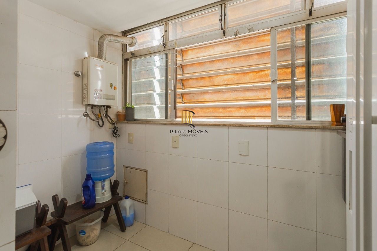 Apartamento com 116m², localizado no bairro Rio Branco em Porto Alegre/RS.