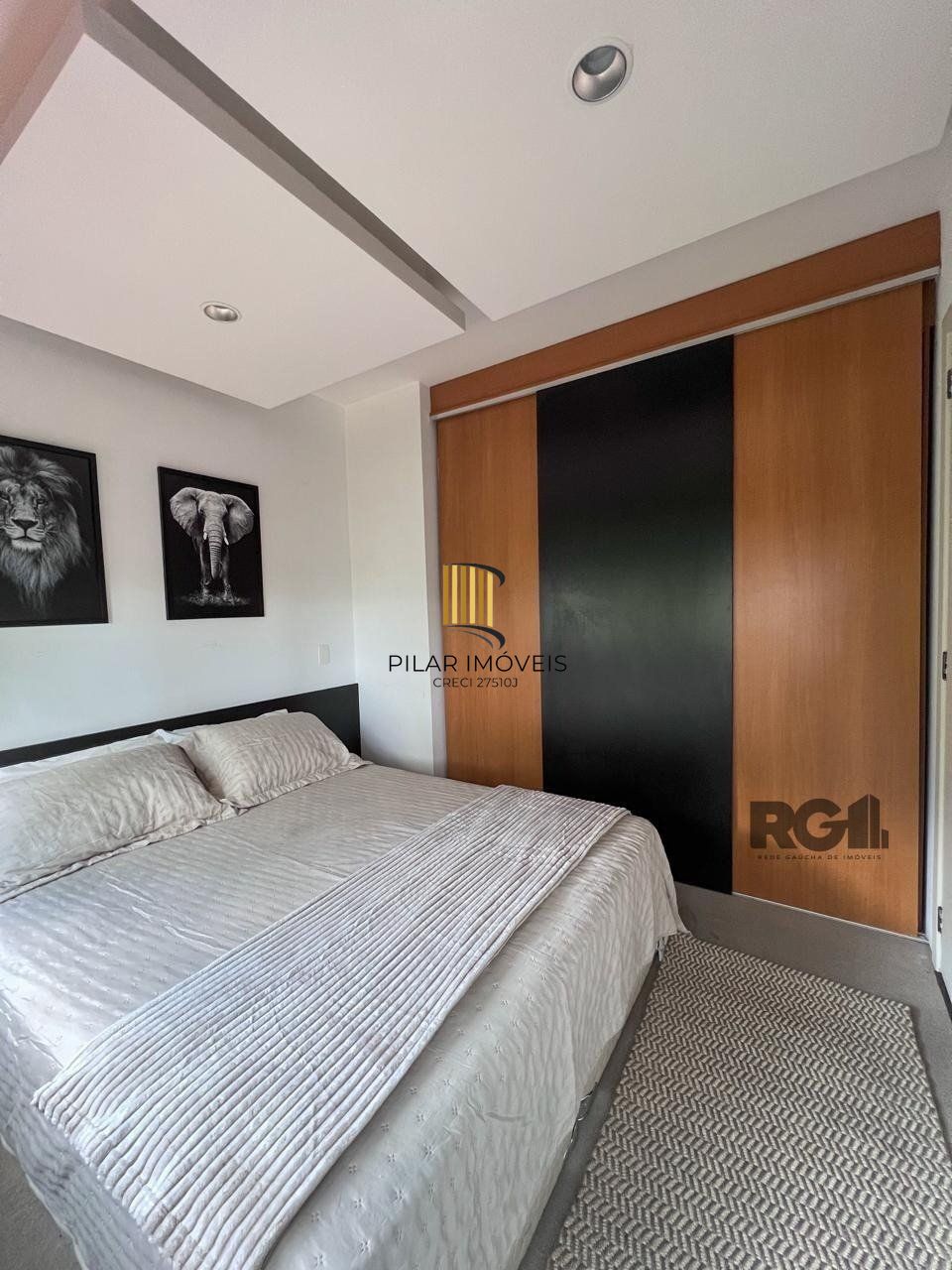 Excelente apartamento inteiramente decorado e mobiliado, com ótimo acabamento em localização privilegiada.