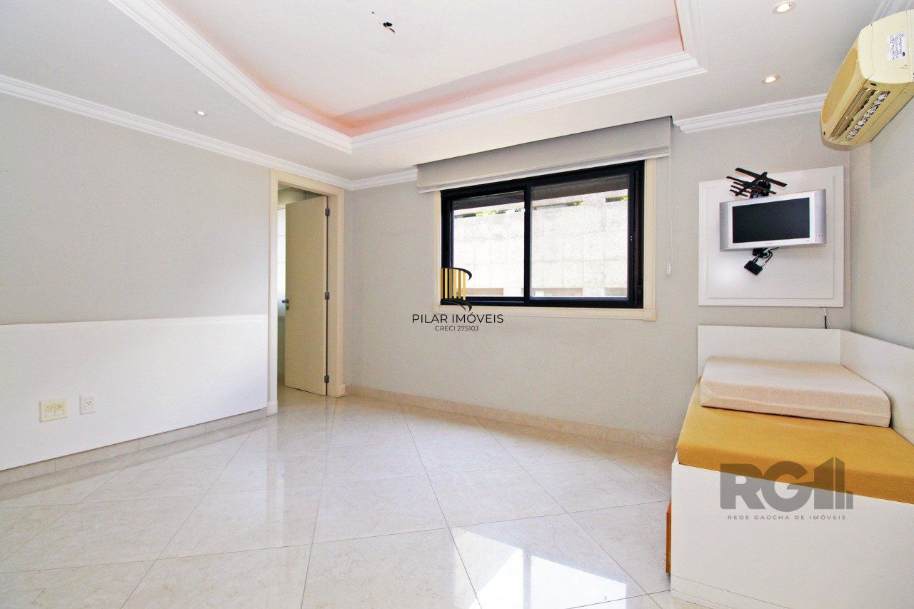Apartamento com 4 suítes localizado no bairro Moinhos De Vento em Porto Alegre/RS.