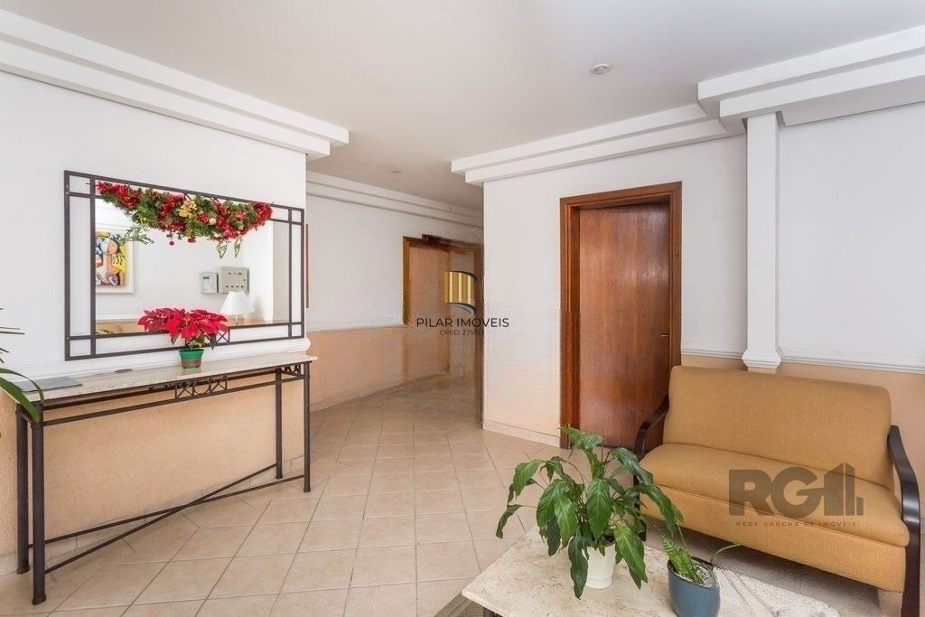 Apartamento a venda ,02 dormitórios mobiliado na Cidade Baixa,61m² privativos