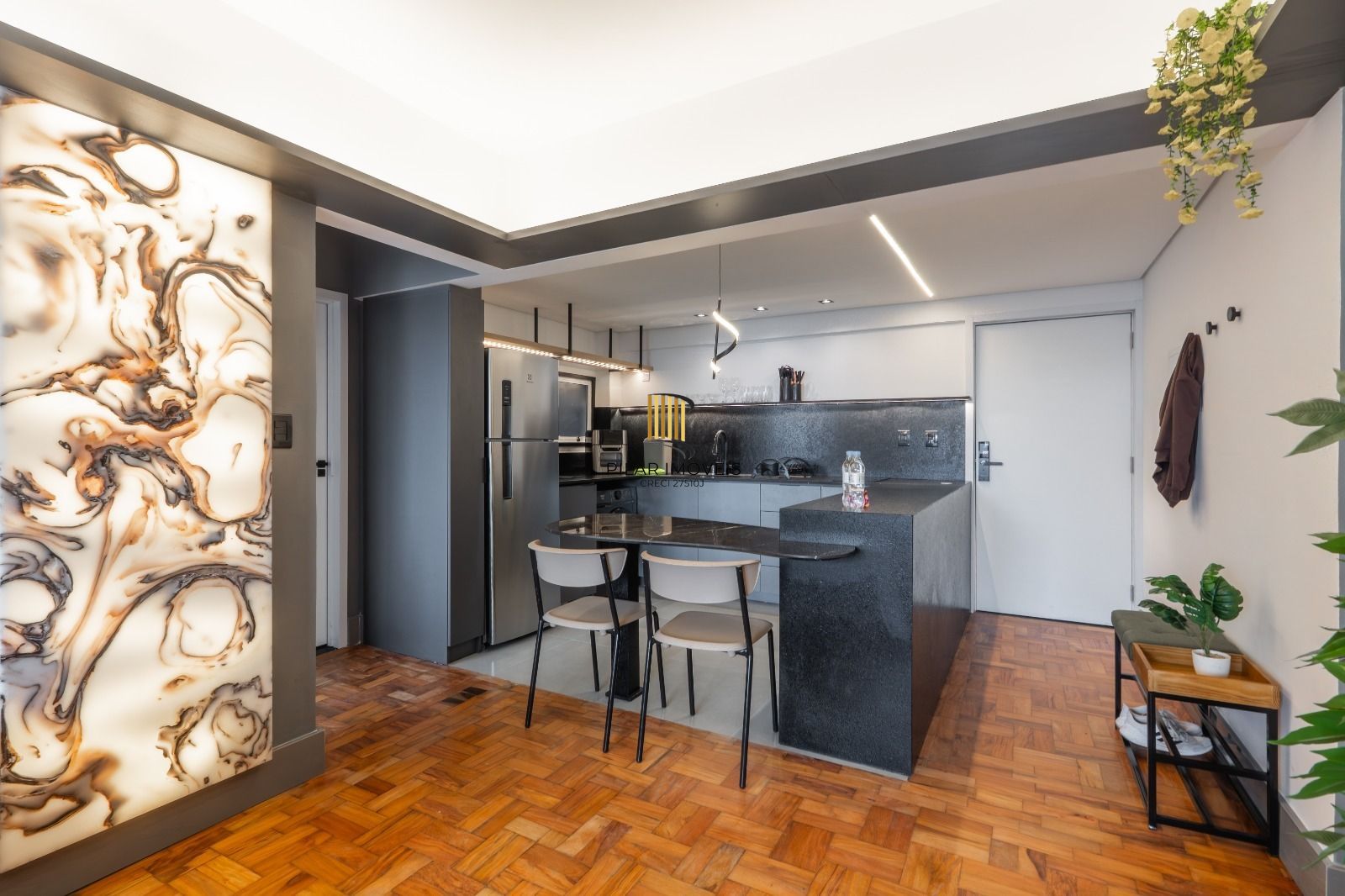 Apartamento com 56m², localizado no bairro Centro Histórico em Porto Alegre/RS.