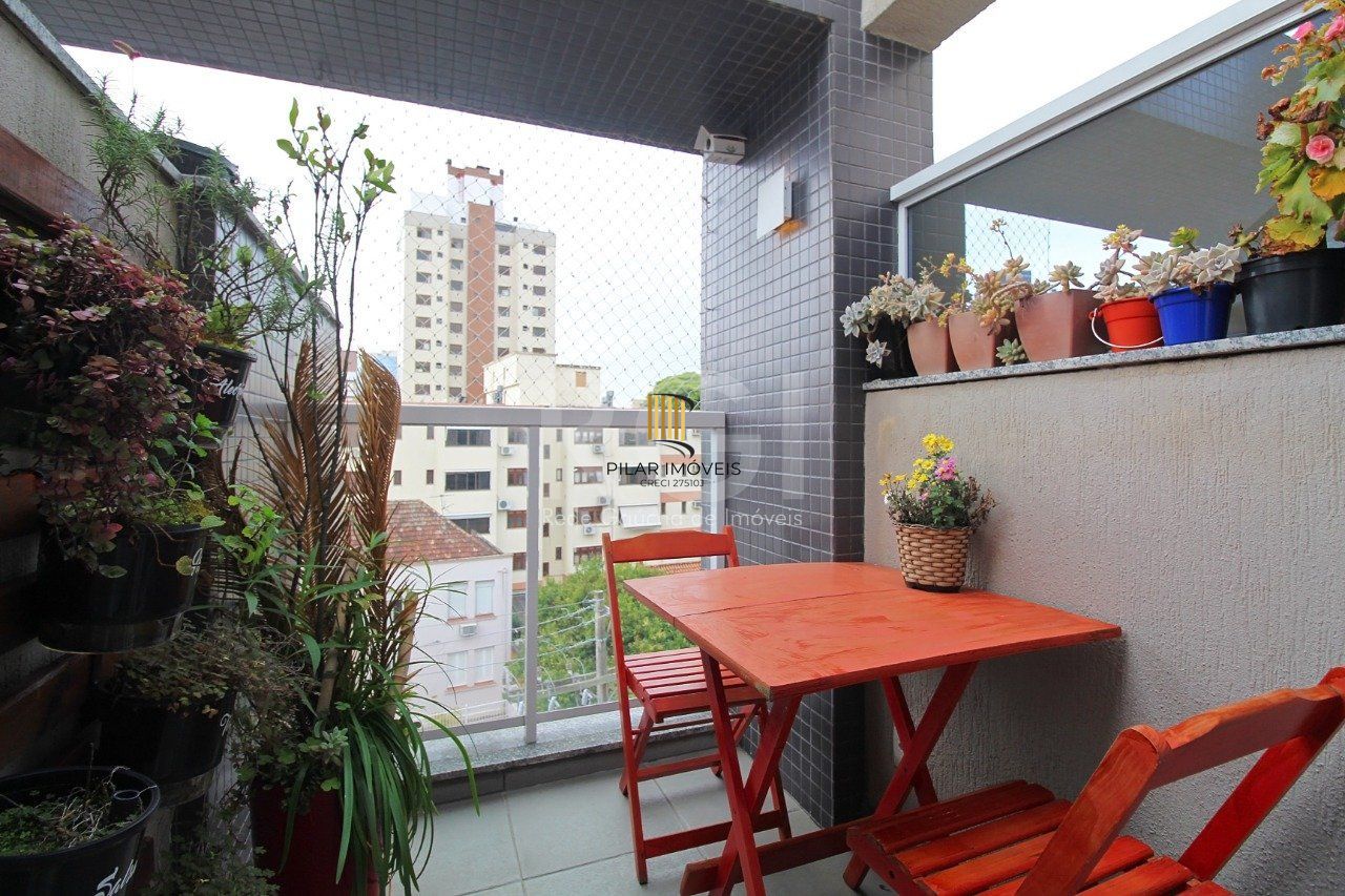 Cobertura para Venda - 106.84m², 3 dormitórios, sendo 2 suites, Petrópolis