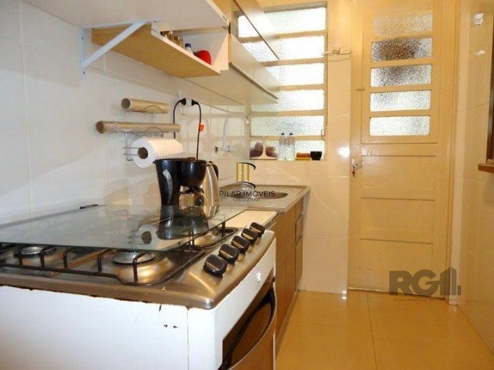 Apartamento com 1 dormitório localizado no bairro Auxiliadora em Porto Alegre/RS.