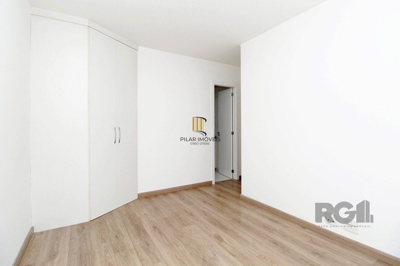 Apartamento de 2 dormitórios, localizado no bairro Petrópolis em Porto Alegre/RS.