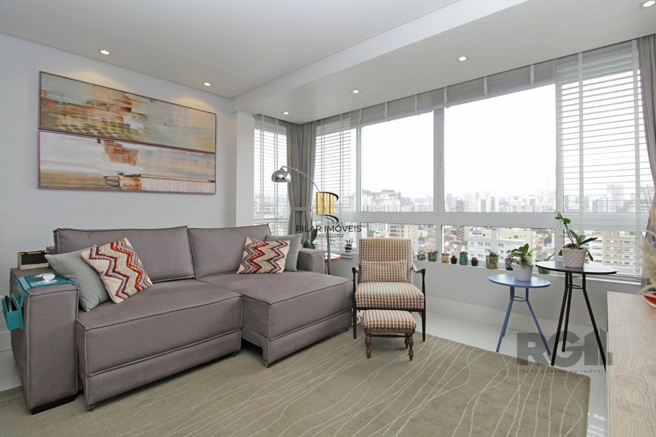 Apartamento com 77,00m² privativos, bairro Passo D´areia, Porto Alegre/RS