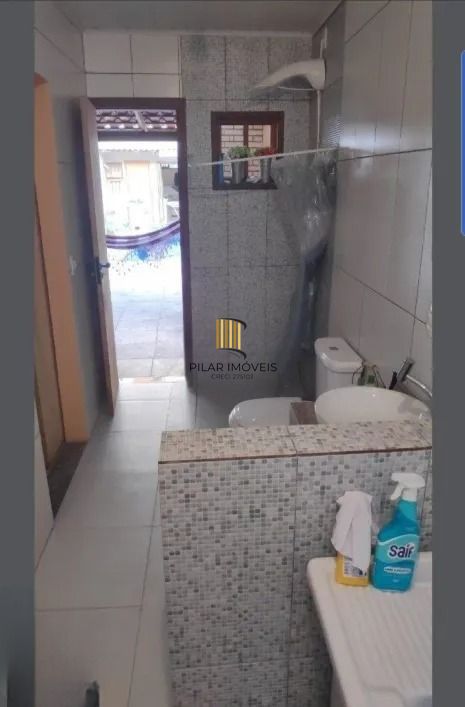 Casa com 111m², localizado no bairro Partenon em Porto Alegre/RS.