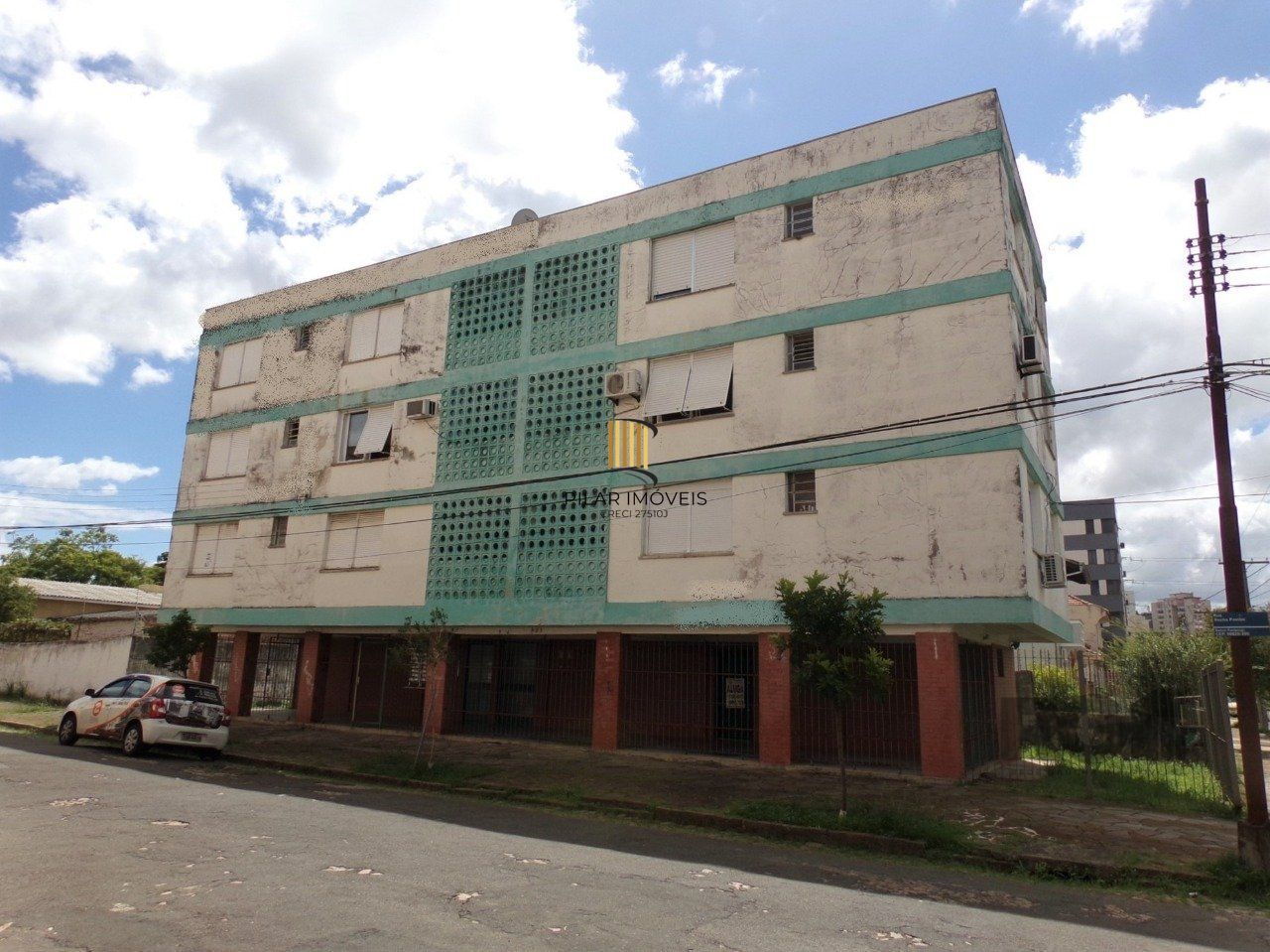 Apartamento térreo frente 29m² no bairro Partenon 