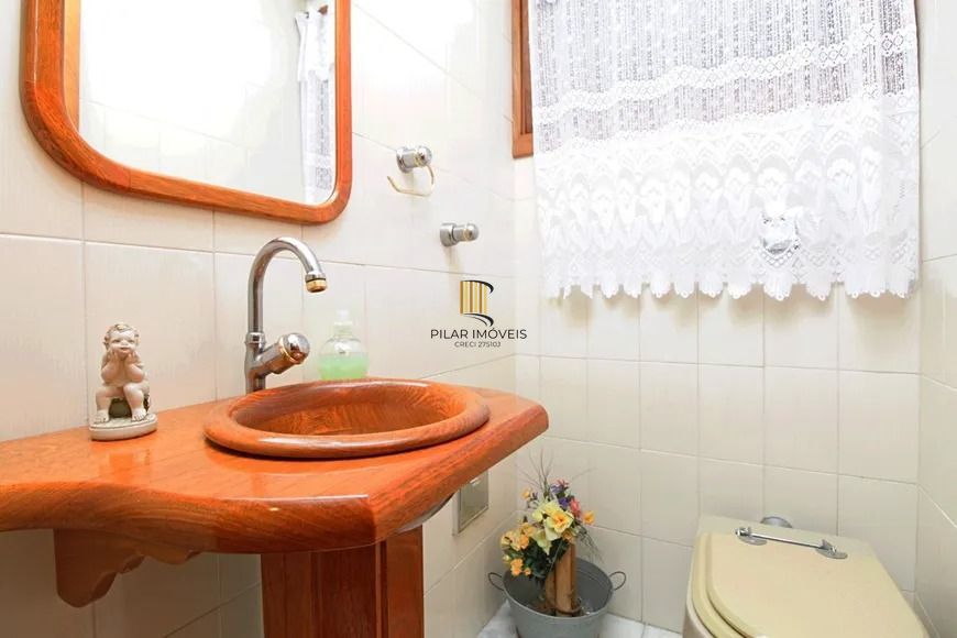 Apartamento com 159m², localizado no bairro Bela Vista em Porto Alegre/RS.