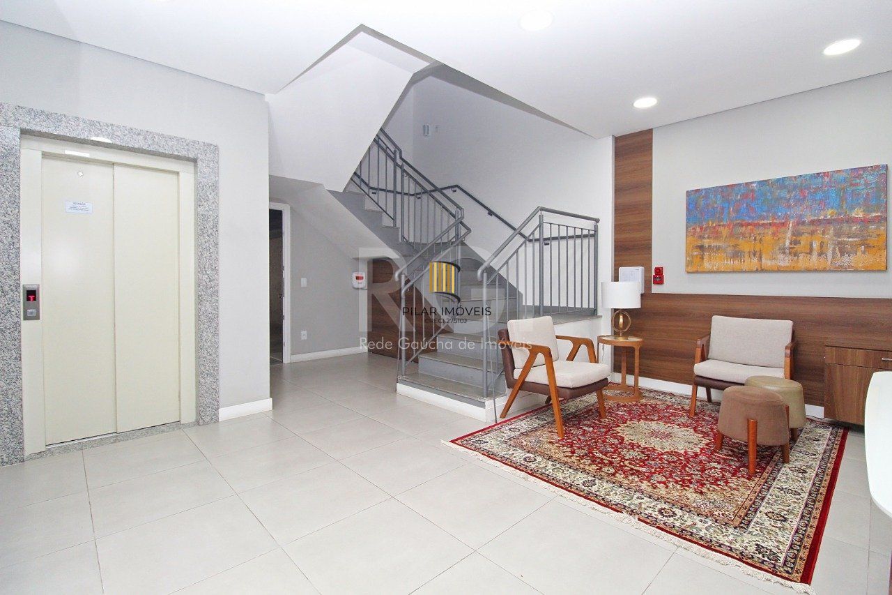 Cobertura para Venda - 106.84m², 3 dormitórios, sendo 2 suites, Petrópolis