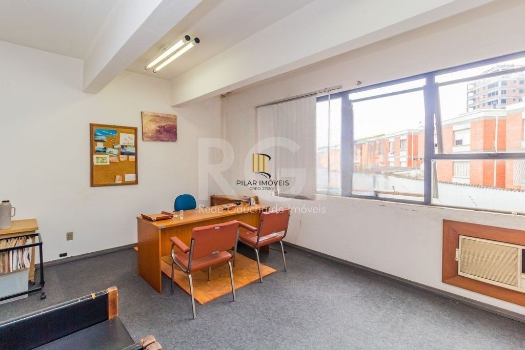  conjunto comercial com 58,00m² de área privativa no bairro Floresta