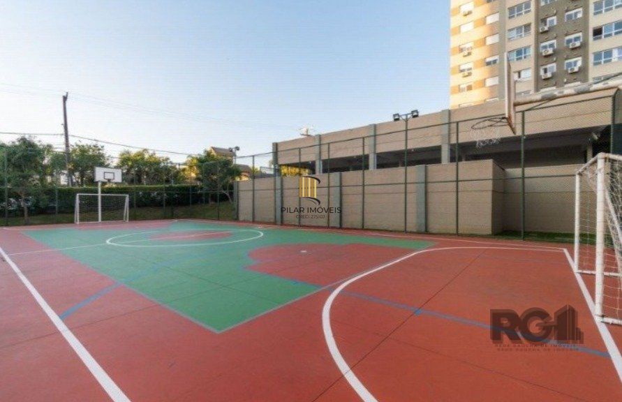 Apartamento com 75m² privativos, 3 dormitórios sendo 1 suíte, living dois ambientes,  imóvel arejado e iluminado.