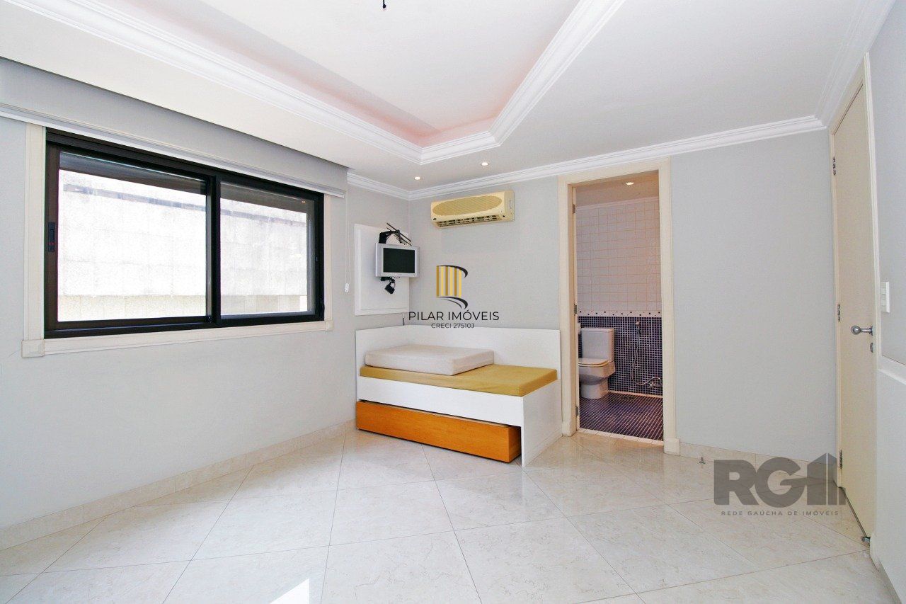 Apartamento com 4 suítes localizado no bairro Moinhos De Vento em Porto Alegre/RS.