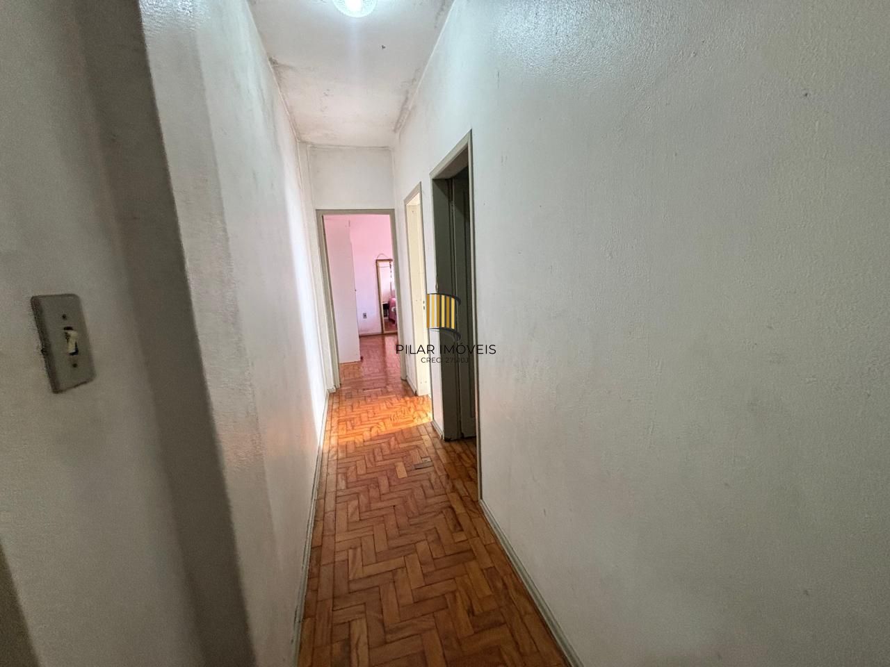 Apartamento com 65m², localizado no bairro Jardim Carvalho em Porto Alegre/RS.