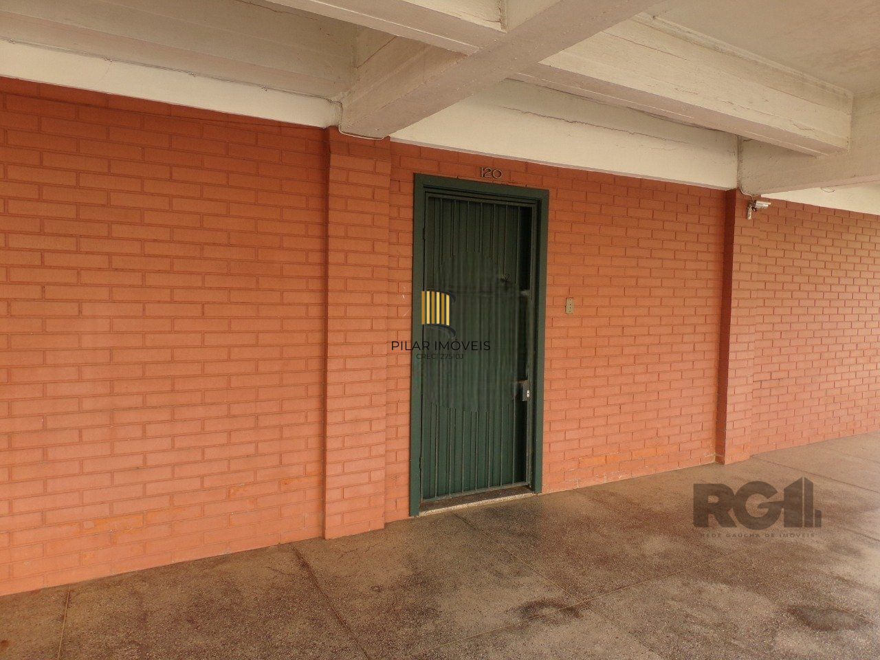 Apartamento térreo frente 29m² no bairro Partenon 