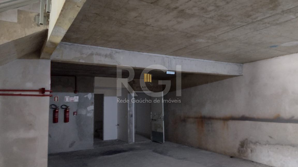 Loja para Venda - 260m², 0 dormitórios, 5 vagas - Central Parque