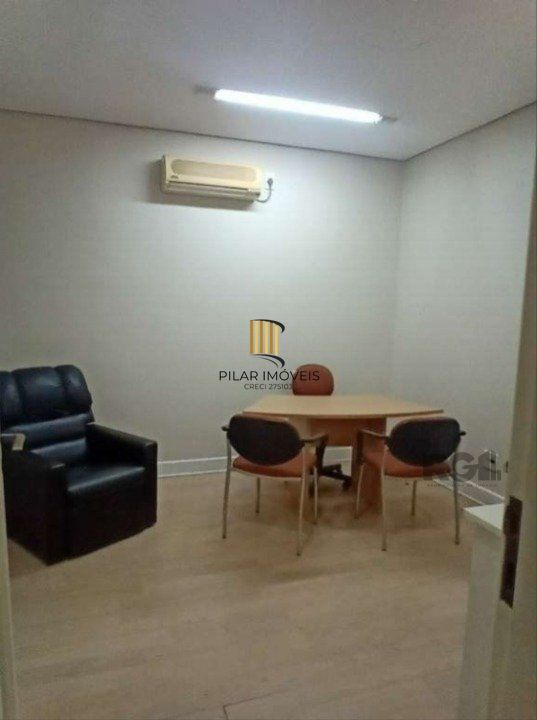 CASA COMERCIAL - MOINHOS DE VENTO