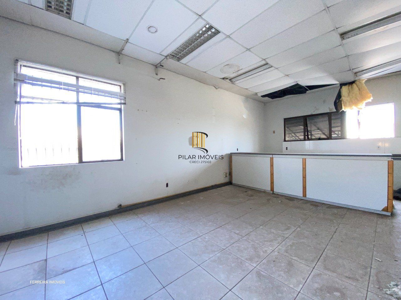 Predio para Venda - 2297m², 0 dormitórios, 20 vagas - Floresta