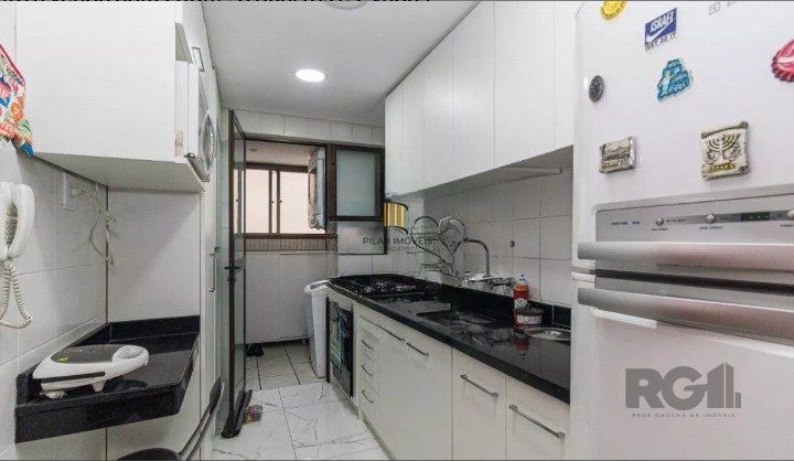 COBERTURA TRIPLEX 3 DORM. - PETRÓPOLIS