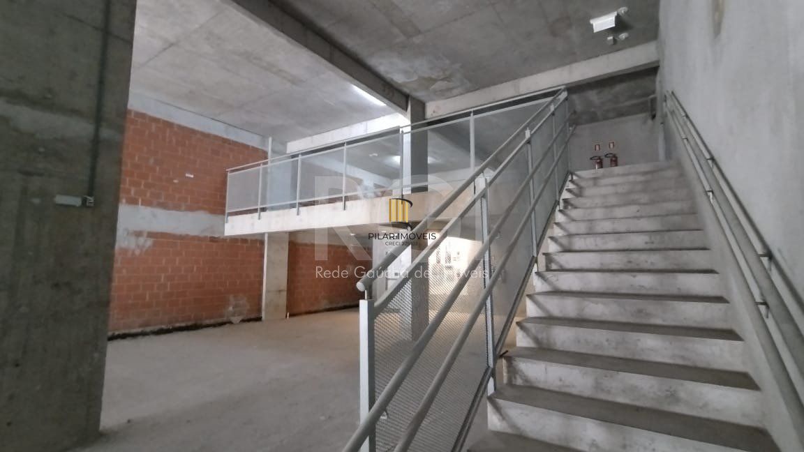 Loja para Venda - 300m², 0 dormitórios, 5 vagas - Central Parque
