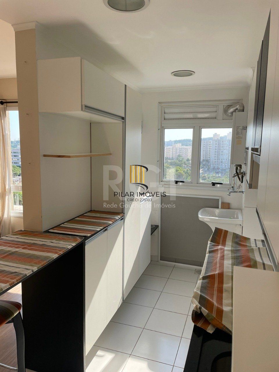 Apartamento com 2 dormitórios, localizado no bairro Morro Santana em Porto Alegre/RS.