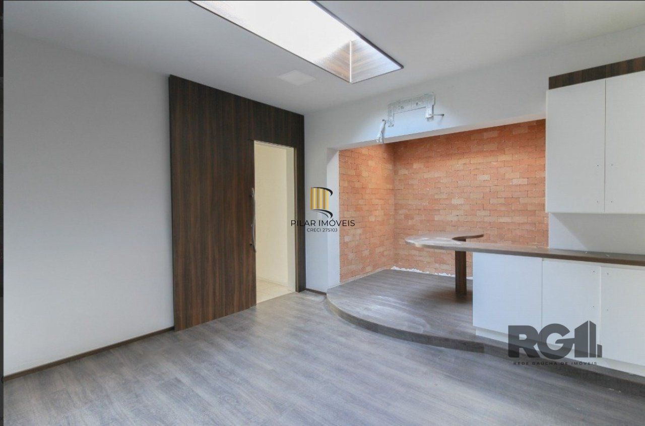 CASA COMERCIAL 500M² - MOINHOS DE VENTO