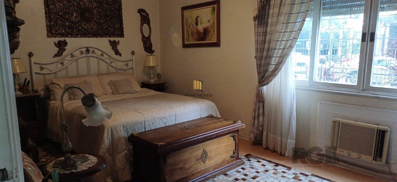 Apartamento de 3 quartos, localizado no bairro Petrópolis em Porto Alegre/RS. 