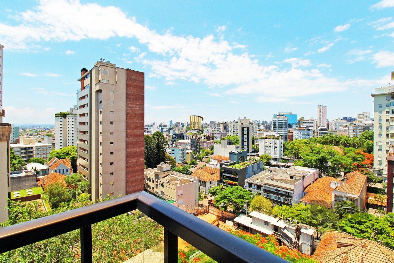 Apartamento com 4 suítes localizado no bairro Moinhos De Vento em Porto Alegre/RS.