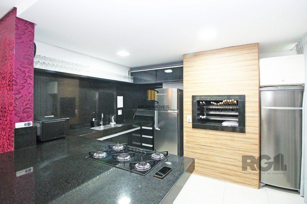 Apartamento de 2 dormitórios, localizado no bairro Petrópolis em Porto Alegre/RS.