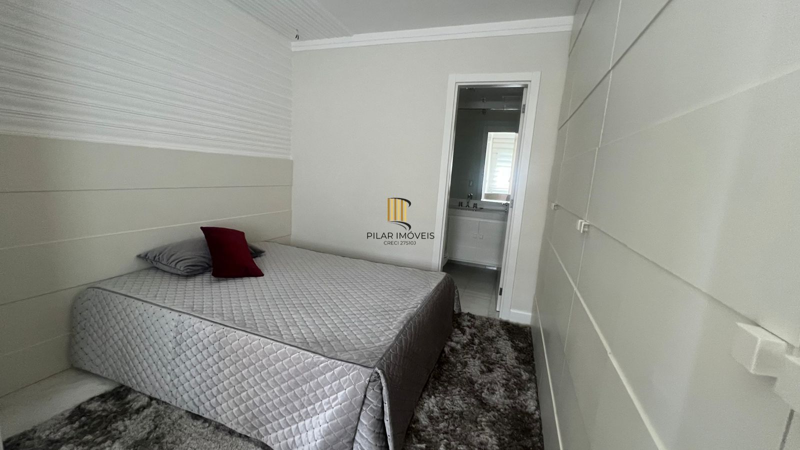 Apartamento com 47m², localizado no bairro Independencia em Porto Alegre/RS.