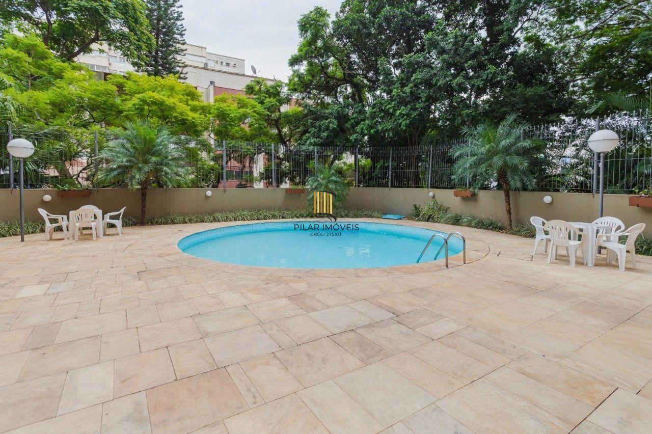 Apartamento com 116m², localizado no bairro Rio Branco em Porto Alegre/RS.