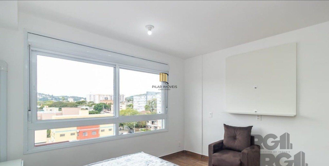 Loft com 27m², localizado ao lado da  PUCRS