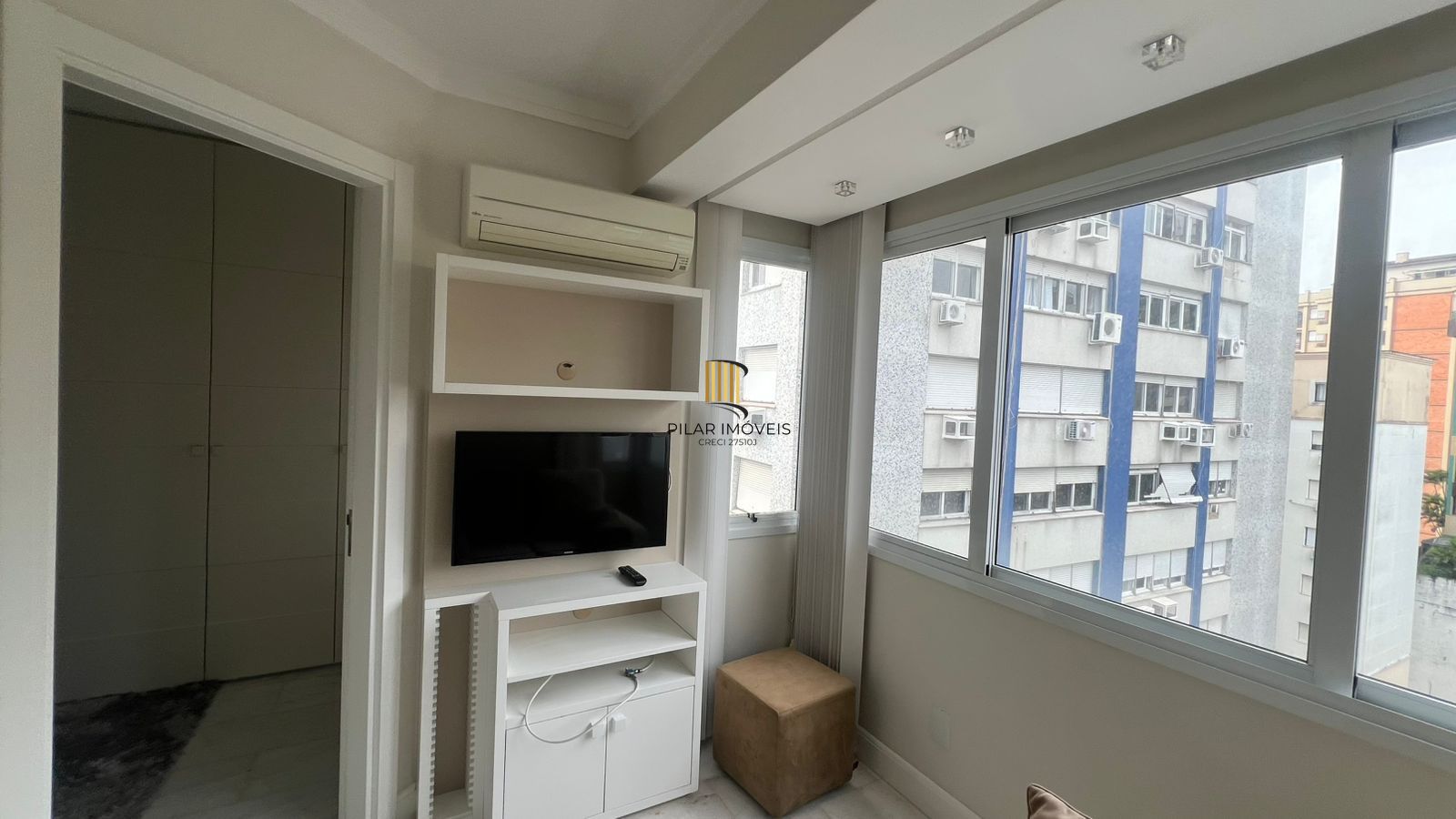 Apartamento com 47m², localizado no bairro Independencia em Porto Alegre/RS.