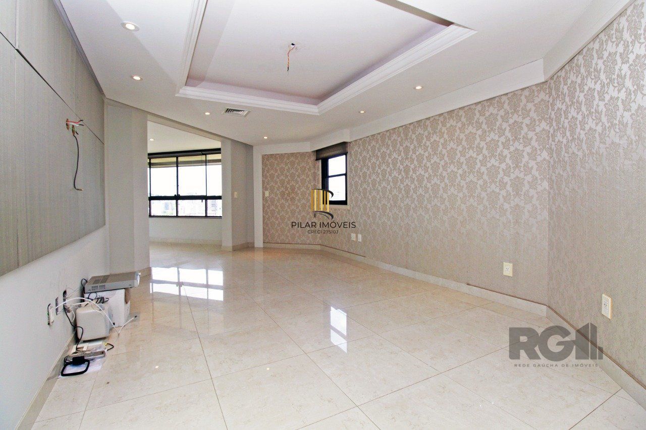 Apartamento com 4 suítes localizado no bairro Moinhos De Vento em Porto Alegre/RS.