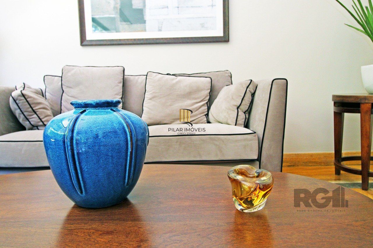 Apartamento com 4 suítes localizado no bairro Moinhos De Vento em Porto Alegre/RS.