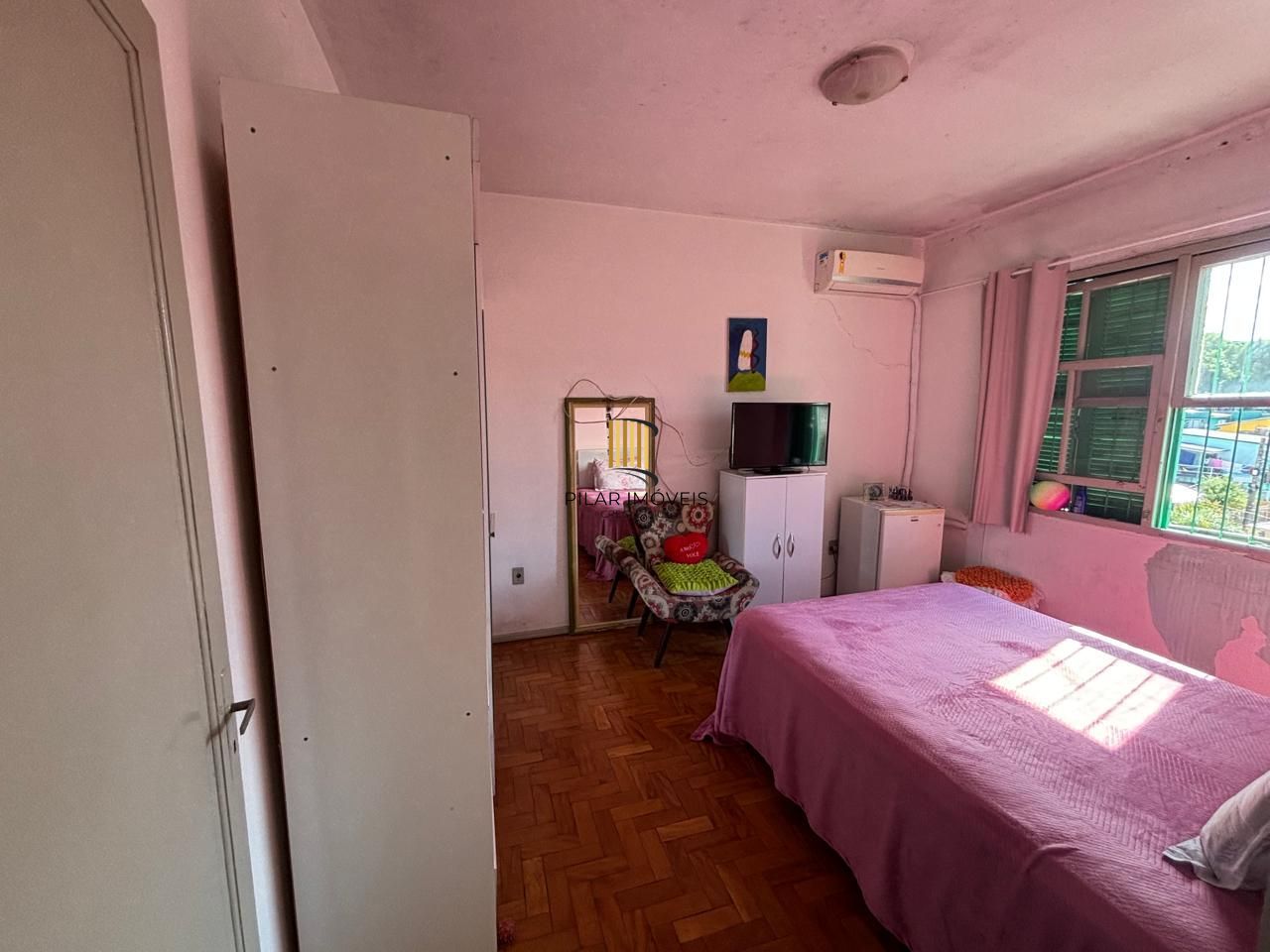 Apartamento com 65m², localizado no bairro Jardim Carvalho em Porto Alegre/RS.