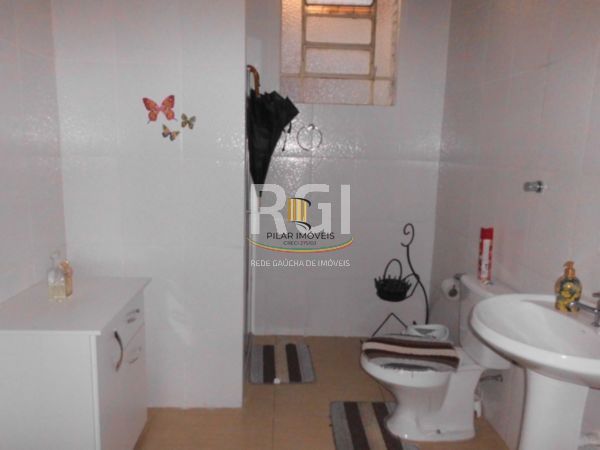 Casa para Venda - 210m², 3 dormitórios, sendo 1 suites, Cidade Baixa