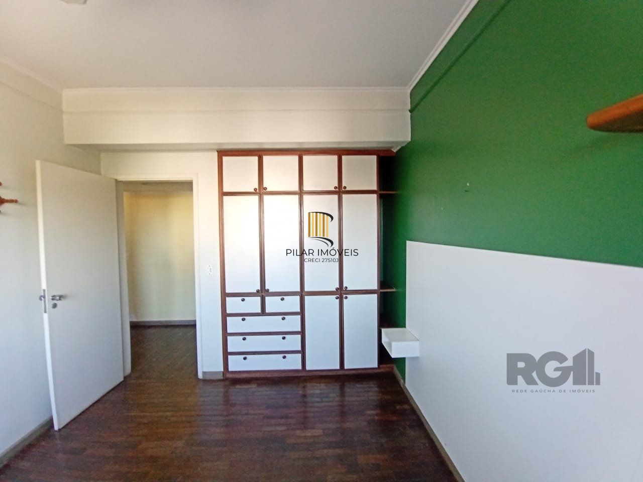Apartamento para Venda - 129.16m², 5 dormitórios, 1 vaga - Petrópolis