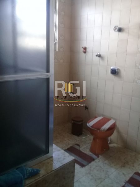 Casa para Venda - 210m², 3 dormitórios, sendo 1 suites, Cidade Baixa