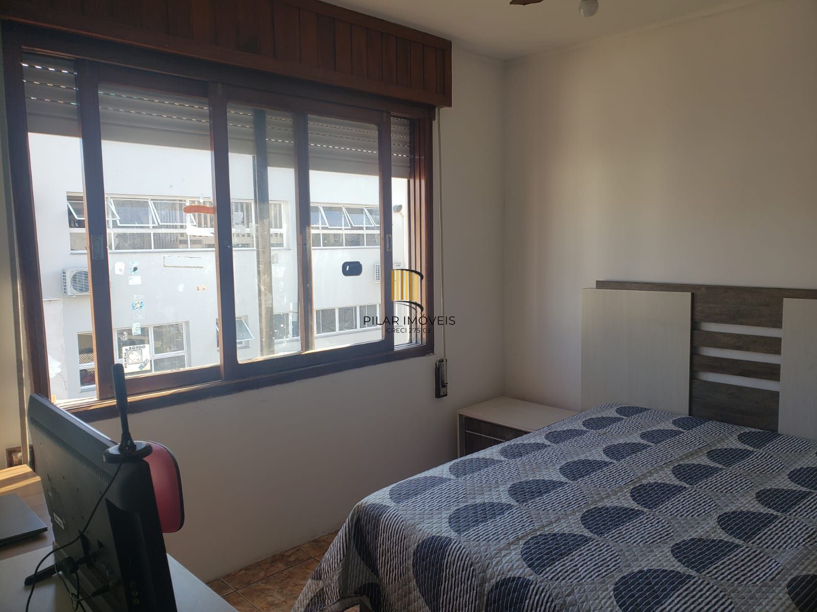 Apartamento 2 dormitórios no bairro Vila Ipiranga