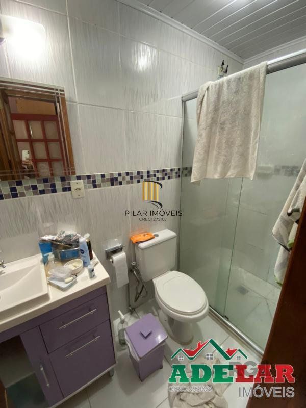Casa 3 dormitórios no bairro Restinga