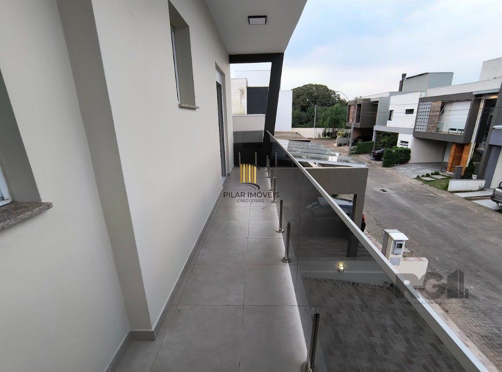 Vendo casa 03 dormitório no Parque da Matriz em Cachoeirinha - RS.