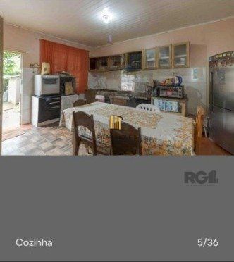 Casa 4 dormitórios no bairro Rubem Berta