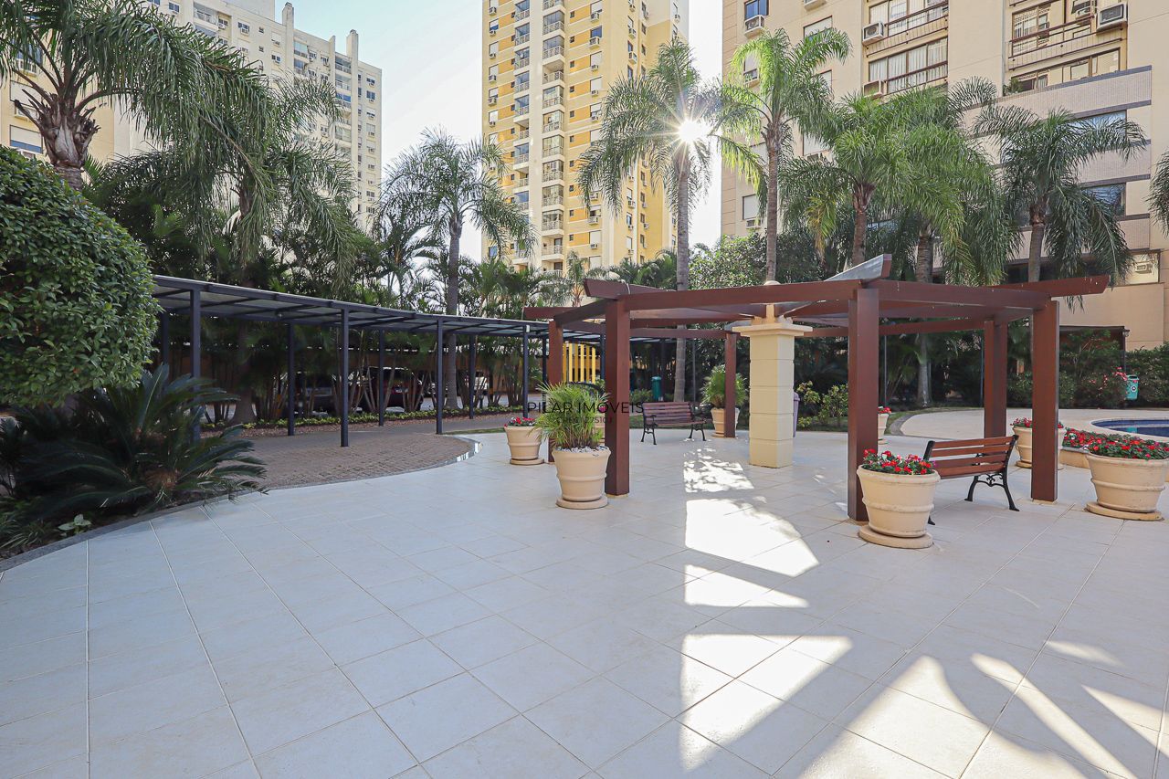 Apartamento 03 quartos de frente com sacada e com garagem